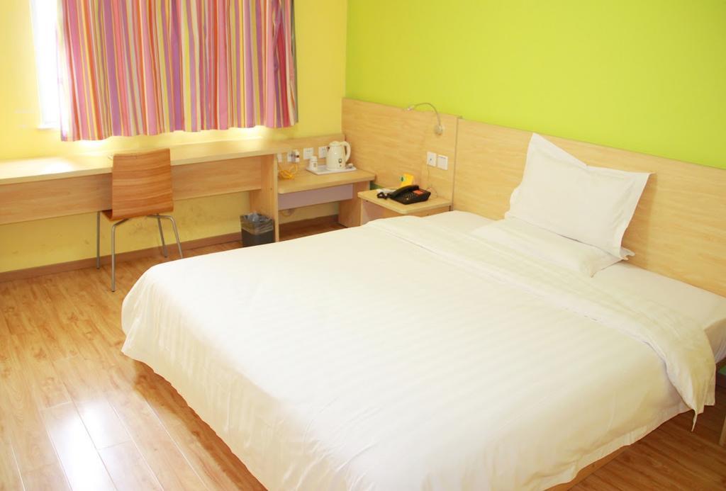 7Days Inn Dalian Gangwan Square Station Port Zimmer foto