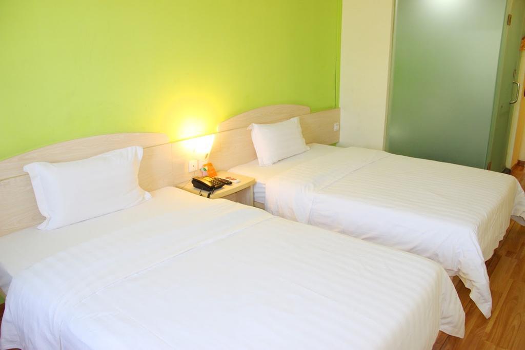 7Days Inn Dalian Gangwan Square Station Port Zimmer foto